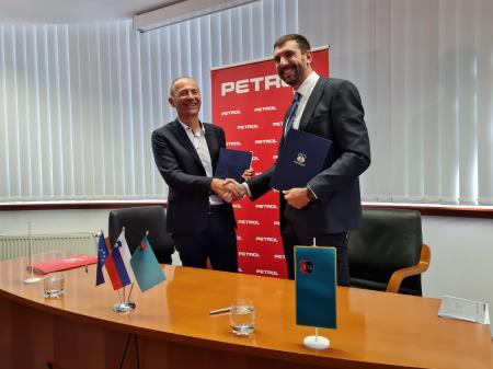 Podpis pisma o nameri s Petrolom, 4.7 (2)